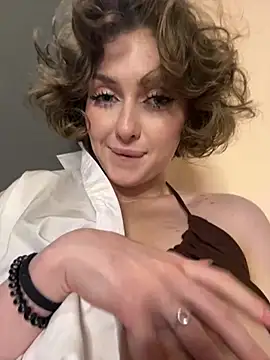 Private Show in CAFE OMG - video by KellyKeler cam model