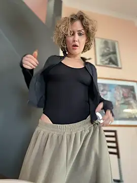 Sweet pussy 🔞 - video by KellyKeler cam model