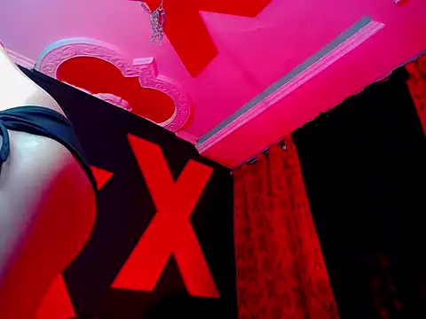 [31 Jul 01:52] Private Show - video by abrilbigcock cam model