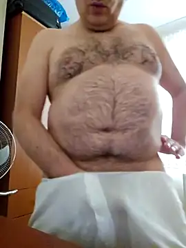 [25 Nov 14:24] Public Show – видео вебкам-модели reallove78