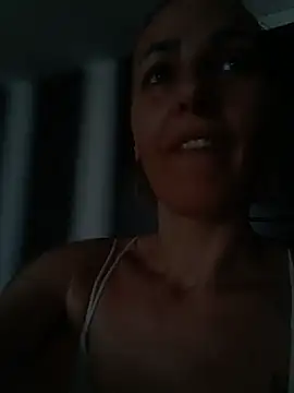 Finger and spread pussy - clip cu Aly-john1985 model videochat