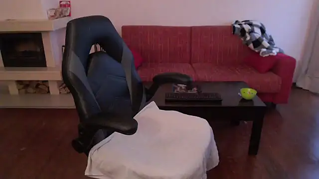 Naked Pussy play - video by GrandJo69 cam model