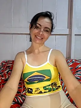 Sempre com tensão