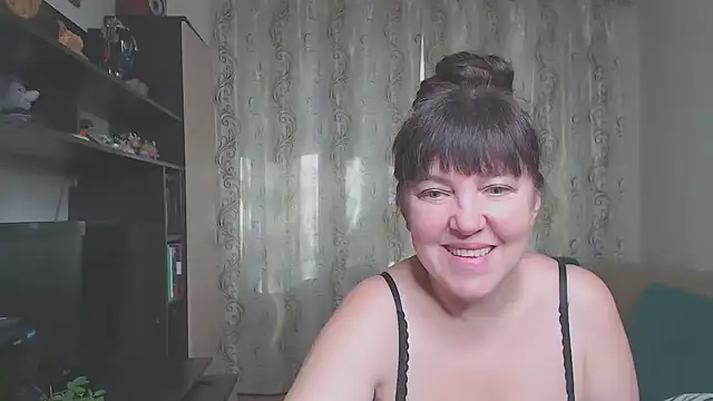 Let's dance to set the mood - video by Illusionq cam model