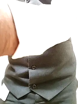 Nude  masturbation – video modela na kameri SADDLECOCK