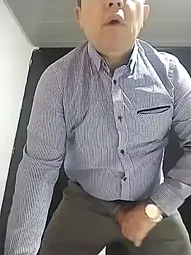 More hot - video by BigCristh79 cam model