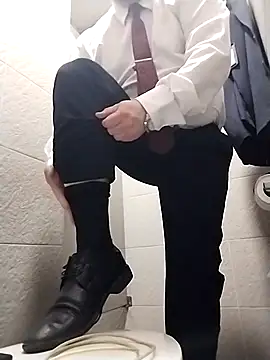 [12 Apr 20:44] Private Show