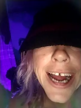 [7 Nov 00:33] Private Show Sneaky Peeky - video by anonymity_awaits@xh cam model