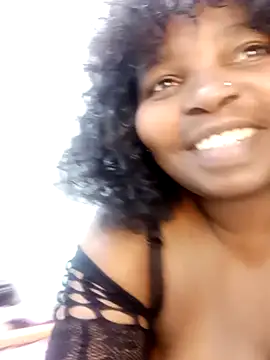 unexpected twerk naked stand - Video von ShySexyBaddiexx Cam-Model