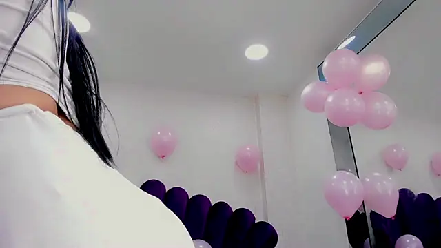 [19 May 14:24] Private Show - video by Emily_Hots cam model