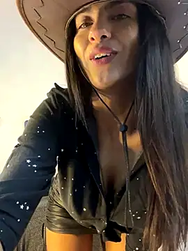 [29 Oct 21:03] Private Show - chicachocolate01主播的视频