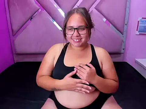 suck titis and cock🔥👅 - video by LucyOwen_18 cam model