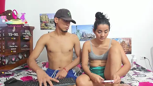 [22 Jul 21:27] Private Show - video by Roxana_Tony cam model