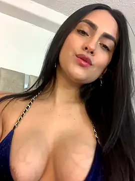 MILKY BOOBS