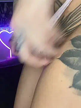 Dildo ride - video by Sophi_Spice cam model
