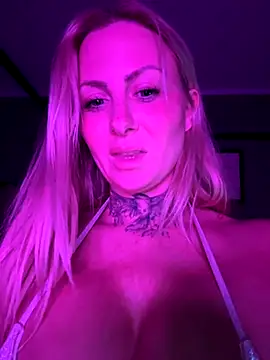 perfect ass for leggings - video by Sophi_Spice cam model