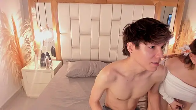 🥰😈 - video by Daphne_And_Roger cam model