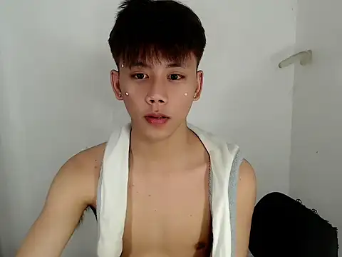[16 Mar 11:27] Private Show