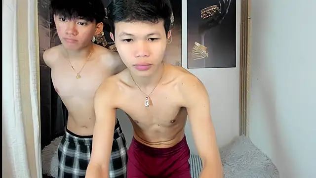 [30 Jul 02:41] Private Show with cumshow - vidéo du modèle de showcams JamesxxxMarky