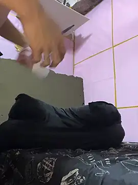 [10 Sep 05:16] Private Show - Vídeo de YourHotMenxie18, modelo de vídeos