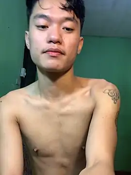 [9 Jun 21:31] Private Show - video by ur_little_secret cam model