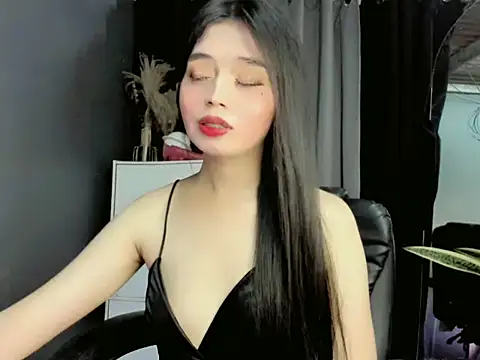 FOUNTAIN CUM!!! - video by LexiLove cam model