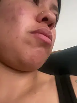 [22 Jul 15:57] Private Show giving me good time with my dildo