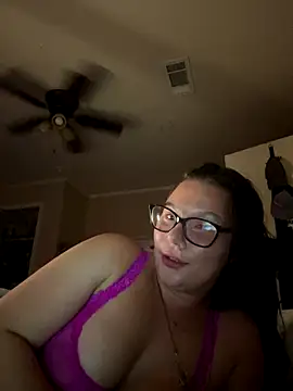 Full Nude Strip Tease - video oleh model kamera amiralily9