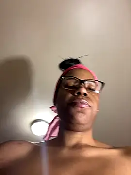Squirting All in Yo Face🥵💦 - video oleh model kamera pinkrackz