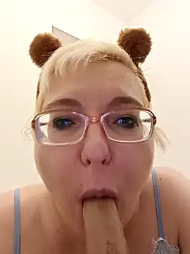 Suck🥰 - VikaKing 캠 모델의 동영상