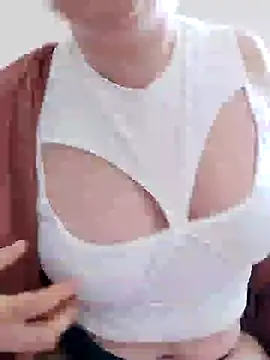 Undress - VikaKing 캠 모델의 동영상