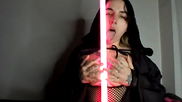 Rusa y Oral al Sable Láser/Lightsaber. STAR WARS SITH COSPLAY.