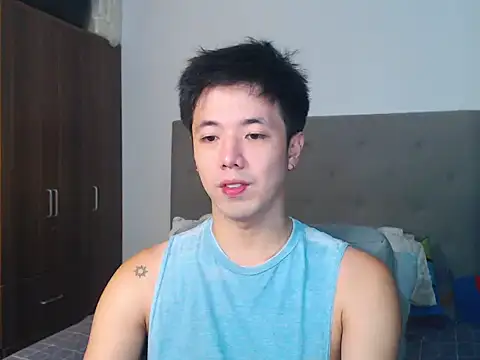 Private show with sneaker fetish (shoes) and cumshot! - Addictiveboi主播的视频