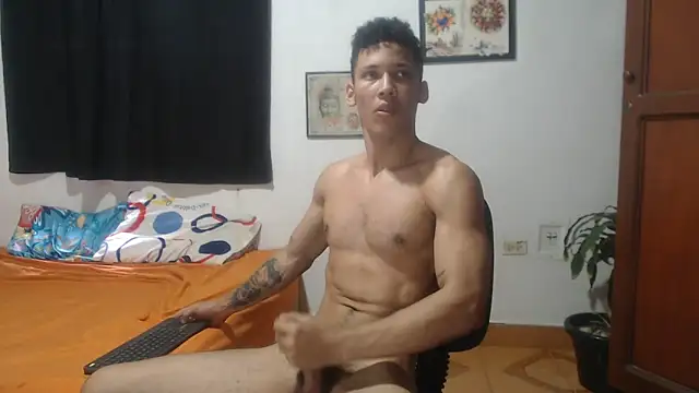 [27 Aug 10:48] Private Show - vidéo du modèle de showcams RuiMaddoox