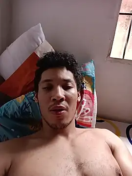 Jugando en la cama - vidéo du modèle de showcams RuiMaddoox