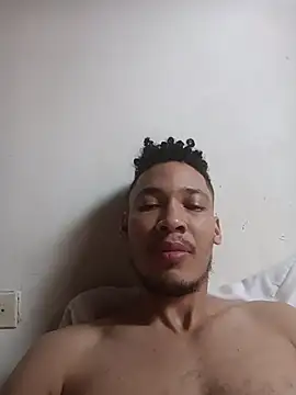 [29 Nov 09:46] Private Show - vidéo du modèle de showcams RuiMaddoox