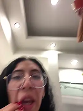 soo hornys 😈🥰 - video by Melody-baby cam model