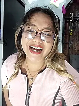 Your slave 🫦🖐️ punishment 💋 - 視頻由 AsshleyVillaloboss 主播提供