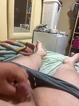 close-up of me cum🔥 - video by ArturoElPeque cam model