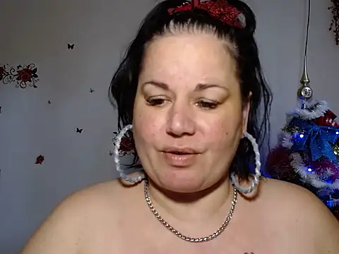 [14 Sep 13:08] Public Show- ass dance :) - video by andreea2011 cam model