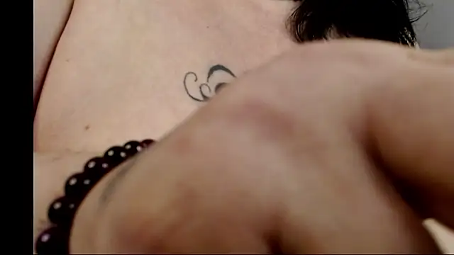 [7 Dec 09:26] Exclusive private show- NIPPLES DANCE :) - video by andreea2011 cam model