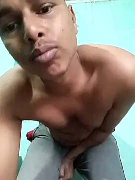 [19 Jan 06:36] Private Show - video van JOHN_IS_LIVE cam-model