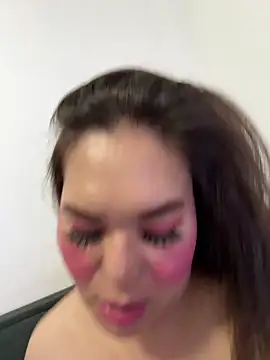 [13 Sep 00:57] Private Show bathroom cum and play 💦💦－カメラキャストのashleygrahamtsの動画