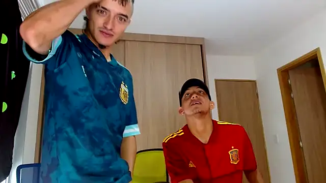 [3 Jan 07:58] Private Show - відео від вебкаммоделі skinny23cm