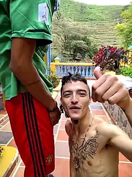 [1 Apr 10:34] Private Show show – video modela na kameri skinny23cm