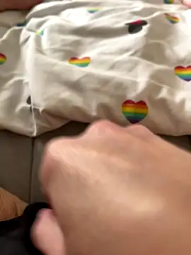 Pussy play from today - video di Curvy-Jinx modella di cam