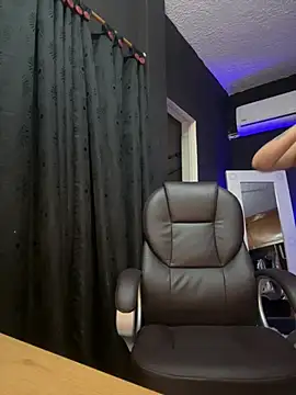 ZOOM PUSSY!! ZOOM ASSHOLE!!
