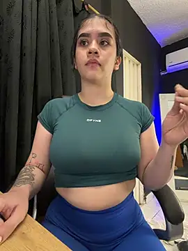 SEVERAL LARGE EJACULATIONS IN MY GYM PANTS!! – видео вебкам-модели alhaana_