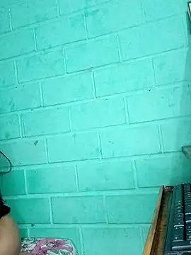 [6 Aug 02:32] Private Show - video od modelky/modela Bigtiti01