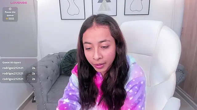 Your princess ♥ - clip cu July_Adams model videochat